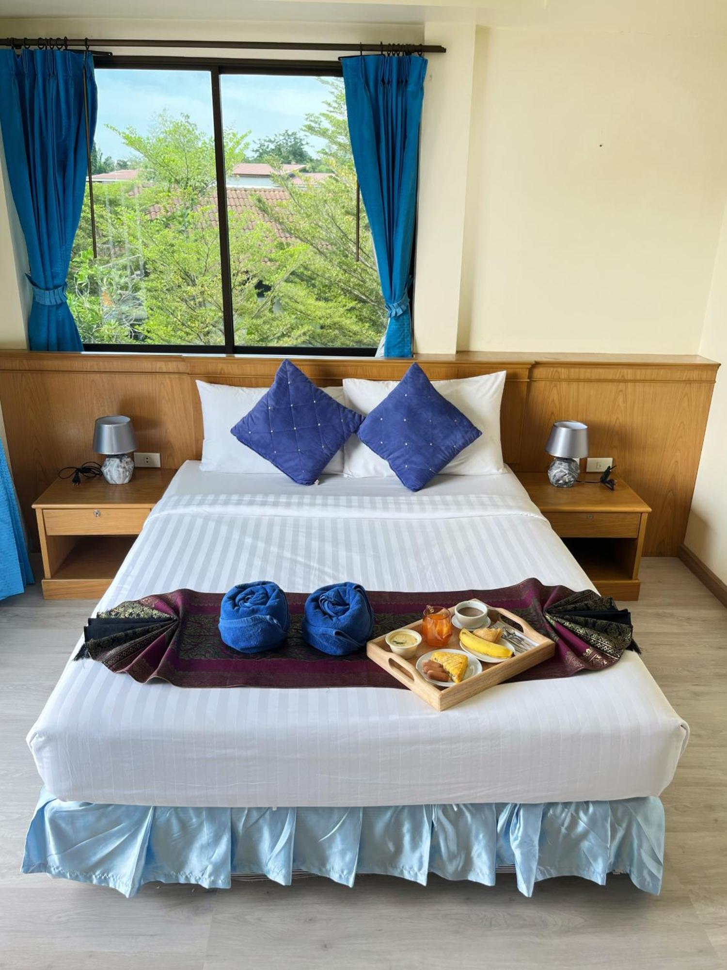 Pailin Hotel Клонг-Муанг-Бич Экстерьер фото