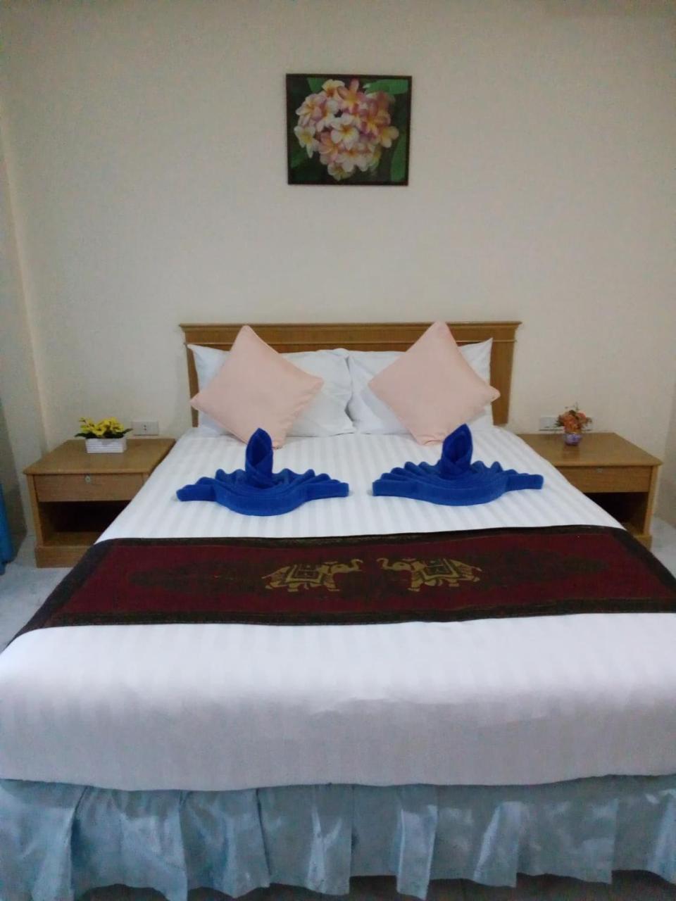 Pailin Hotel Клонг-Муанг-Бич Экстерьер фото
